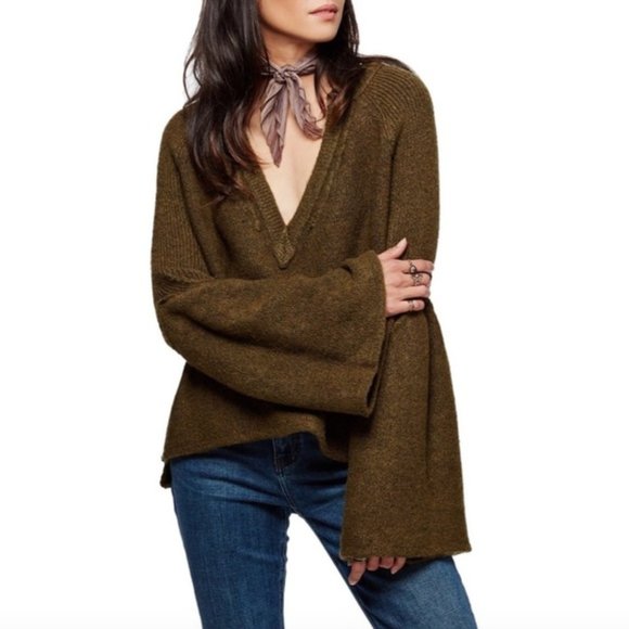 Free People Chunky Knit Bell Sleeve Sweater - Picture 3 of 8